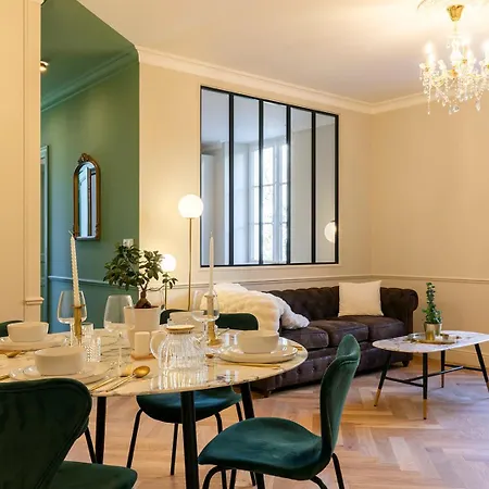 Chateau De Souhy 3*