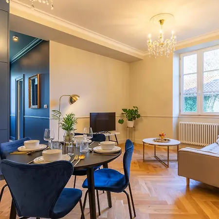 Chateau De Souhy Guest house Urcuit