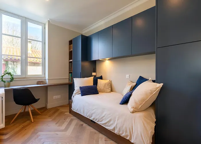 Chateau De Souhy Pensión Urcuit